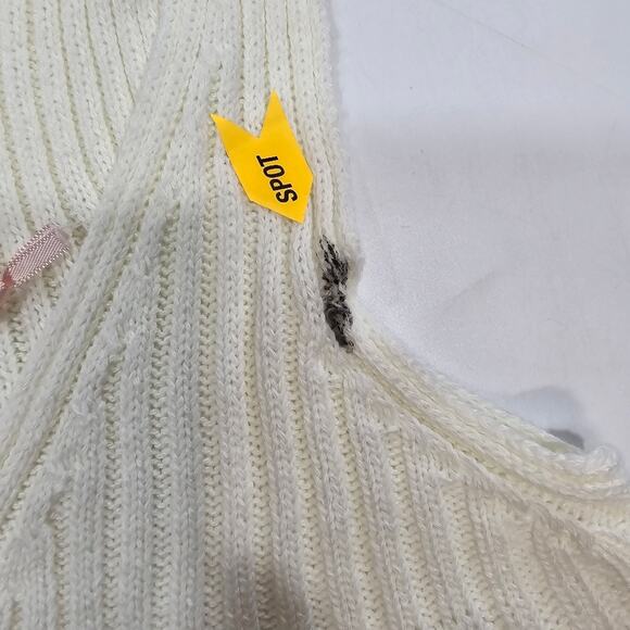 MORE TO COME Khloe Ruched Knit Top in White Small - Picture 4 of 10